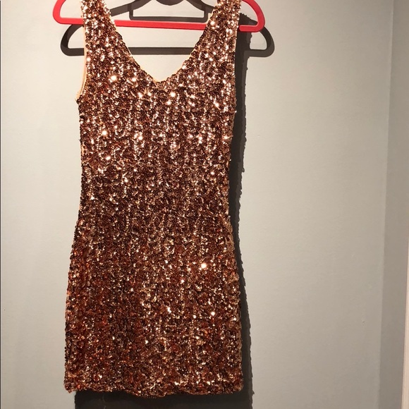 Rose Gold Sequin Mini - Picture 3 of 4